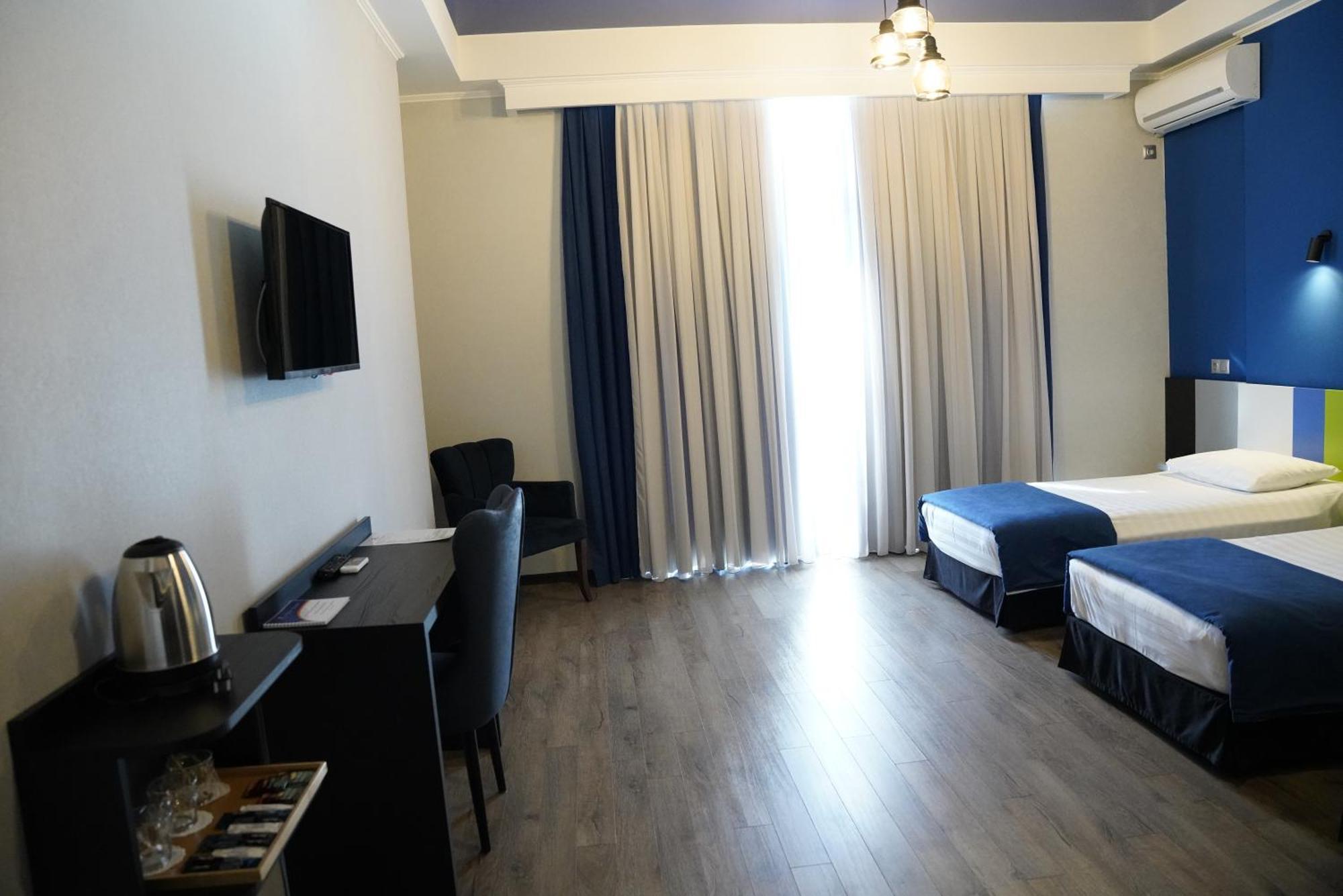 קוטאיסי Hotel Panoramic מראה חיצוני תמונה